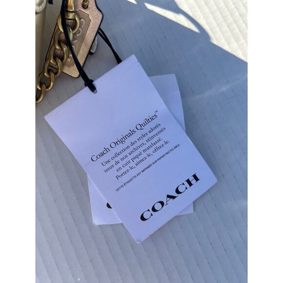 Coach | Gold Trail Crossbody Bag with Quilting - Picture 13 of 16